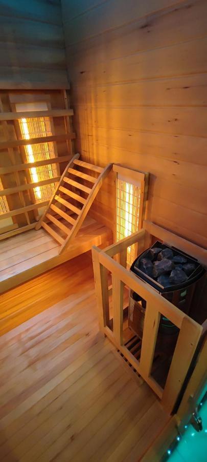 La Kaz Rhumantique Sauna And Spa Privatif La Riviere-Saint-Sauveur Exterior photo